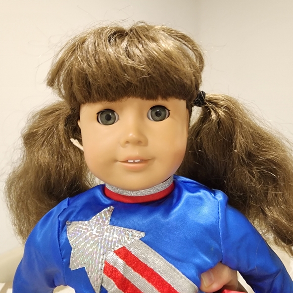 American Girl Molly Miss Victory Doll - Picture 7 of 7